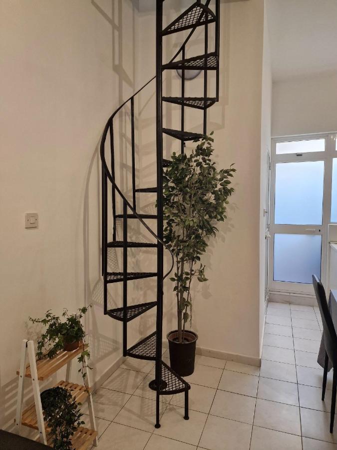 Balesa Property - Modern Duplex House In Central Слима Экстерьер фото